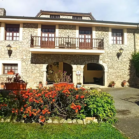 Hostel Playa De Langre *